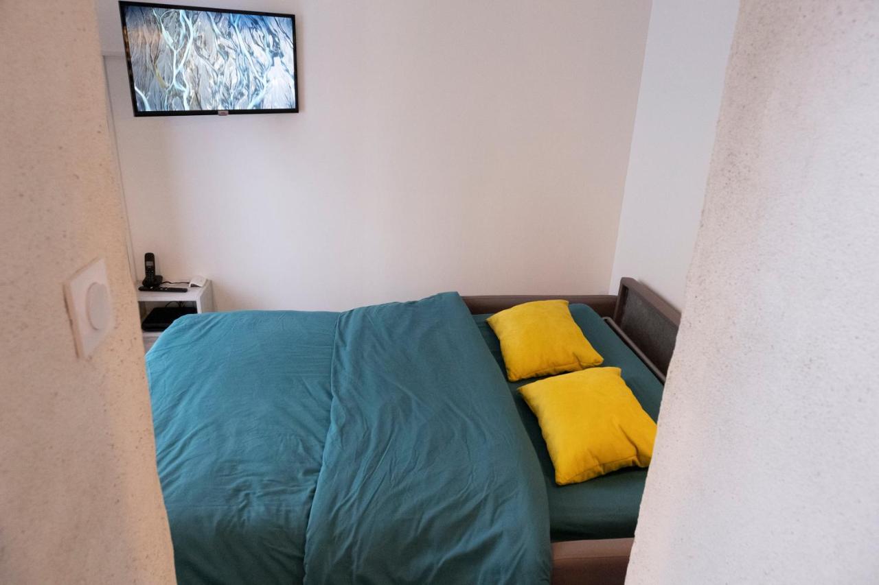 Le Pin-en-MaugesLe Duplex A Mimine公寓 外观 照片